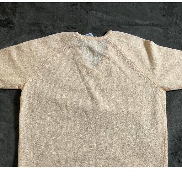 Vtg. White Stag Short Sleeve buttercream yellow v-neck top SZ Med (8-10) - Picture 3 of 6